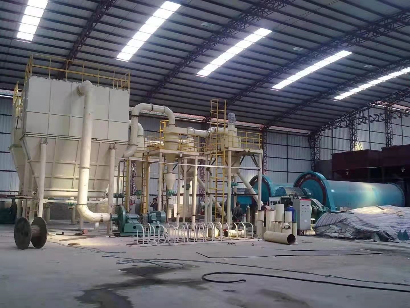 球磨機(jī)+分級機(jī)超細(xì)磨粉系統(tǒng)